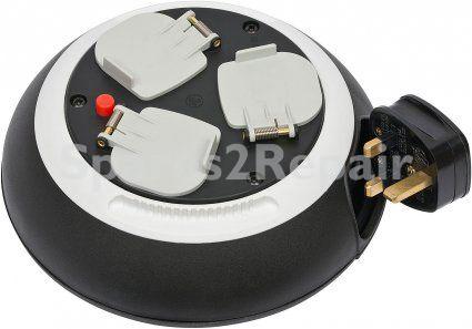 Three-way Plug Adaptor - Comfort Line Cable Box Cl-s 3-way Black-white 3m 05vv-f 3g1,25 Uk